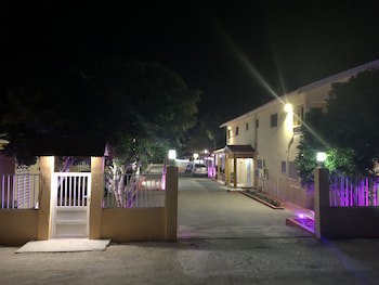 Coconut Inn