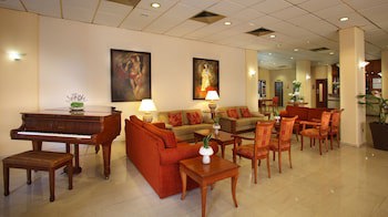 Kapetanios Odysseia Hotel fotoğrafı