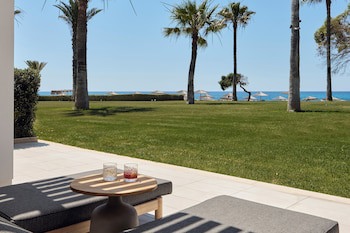 Mare Monthia Napa galeri fotoğrafı