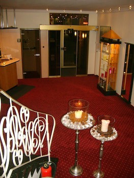 City Hotel by Celina fotoğrafı