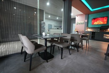 Hotel Attache galeri fotoğrafı