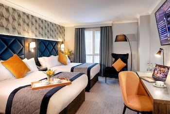 Camden Court Hotel