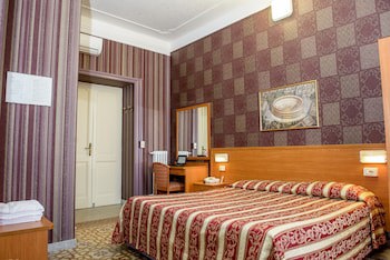 Hotel Emmaus fotoğrafı