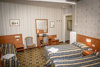 Hotel Emmaus galeri fotoğrafı