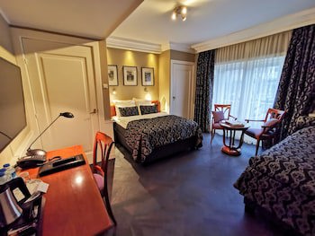 Apollofirst Boutique Hotel