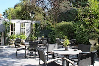 Apollofirst Boutique Hotel