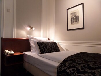 Apollofirst Boutique Hotel