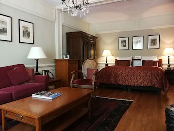 Apollofirst Boutique Hotel