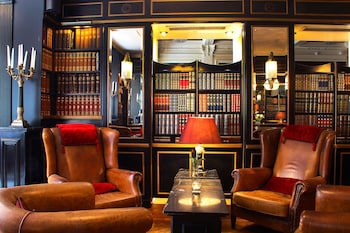 Apollofirst Boutique Hotel