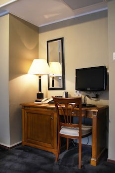Apollofirst Boutique Hotel