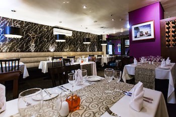 Cape Town Lodge Hotel