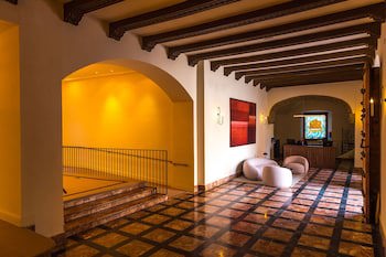 Palacio De Valderrabanos