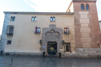 Palacio De Valderrabanos