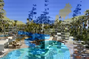 Ozkaymak Falez Hotel