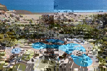 Ozkaymak Falez Hotel