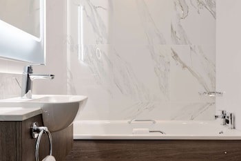 Doubletree By Hilton London Angel Kings Cross