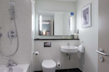Doubletree By Hilton London Angel Kings Cross