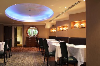 Colonnade Hotel London