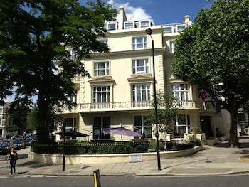 Colonnade Hotel London