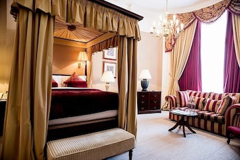 Colonnade Hotel London