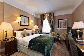 Colonnade Hotel London