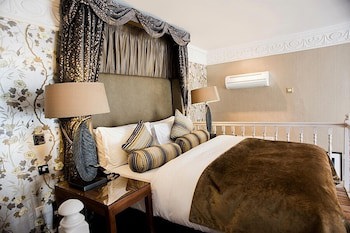 Colonnade Hotel London