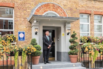 Blandford Hotel
