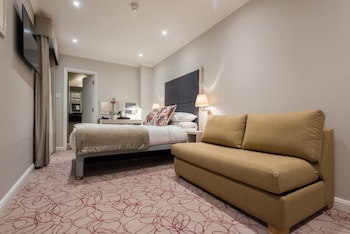 Blandford Hotel