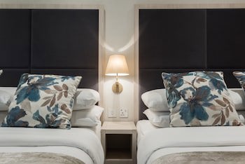 Blandford Hotel