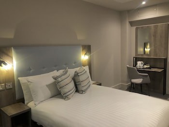 Euston Square Hotel