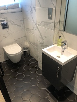 Euston Square Hotel