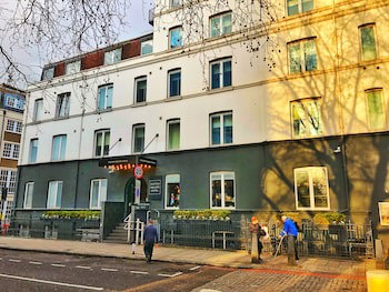 Euston Square Hotel