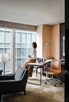 Four Seasons Hotel Tokyo At Marunouchi