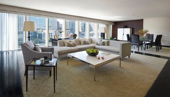 Four Seasons Hotel Tokyo At Marunouchi