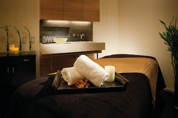 Four Seasons Hotel Tokyo At Marunouchi
