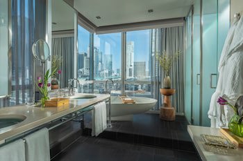 Four Seasons Hotel Tokyo At Marunouchi