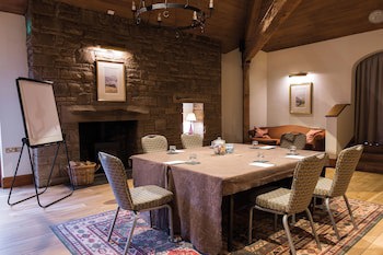 North Lakes Hotel And Spa