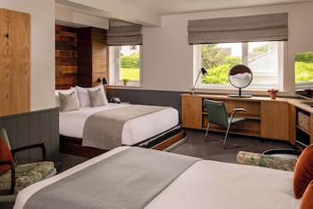 North Lakes Hotel And Spa
