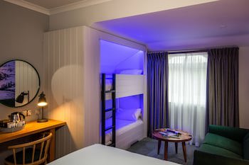 North Lakes Hotel And Spa