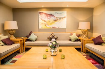 North Lakes Hotel And Spa