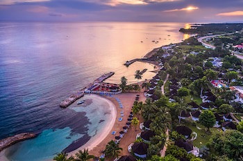 Decameron Club Caribbean Runaway Bay, Ramada All-Inclusive Resort