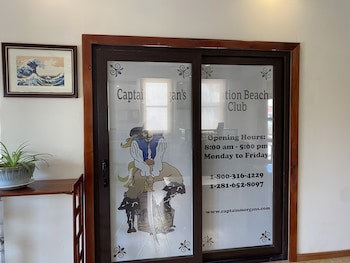 Captain Morgan's Retreat