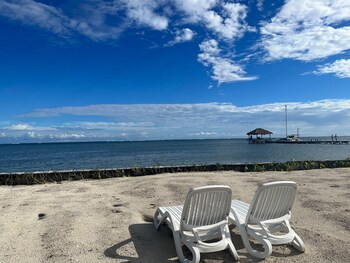 Captain Morgan's Retreat