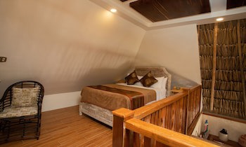 Captain Morgan's Retreat