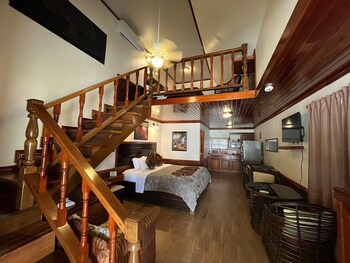 Captain Morgan's Retreat