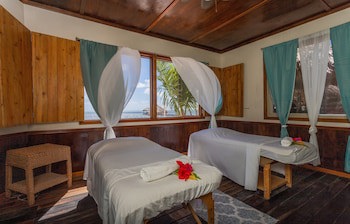 Captain Morgan's Retreat