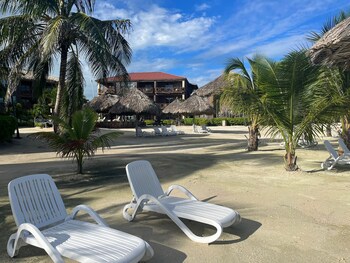 Captain Morgan's Retreat