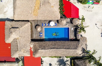 Captain Morgan's Retreat