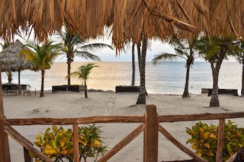 Captain Morgan's Retreat