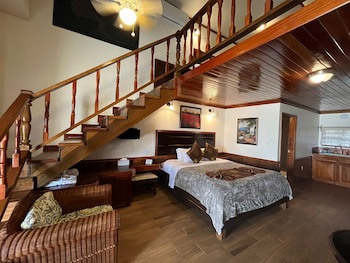 Captain Morgan's Retreat